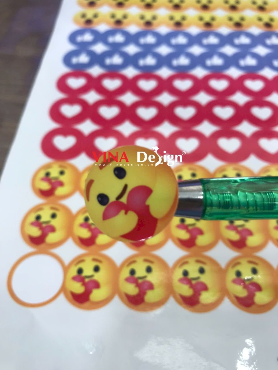 In sticker icon biểu tượng cảm xúc Reactions Like-Thích, Love-Yêu thích ...