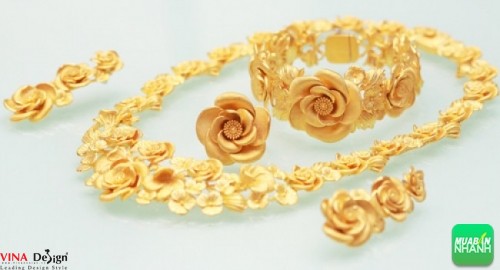 ﻿Có nên chọn mua trang sức vàng 24k tặng cô dâu?