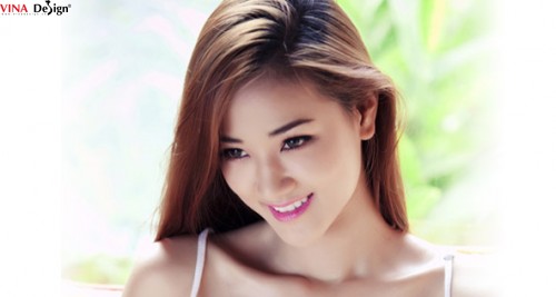 Maya, gợi cảm trong nắng sớm