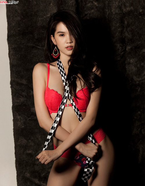 Ngọc Trinh - 'bỏng mắt' với bộ ảnh mới