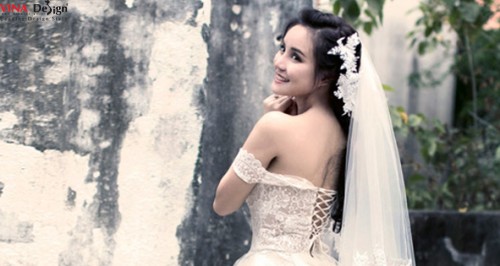 Vy Oanh làm cô dâu xinh đẹp
