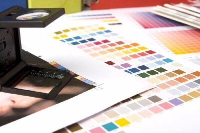 In proof là gì? Có đặc điểm gì? Tại sao nên in proof