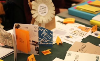 Quảng cáo đẹp - Sinh viên ăn mừng thành công giải thưởng thiết kế