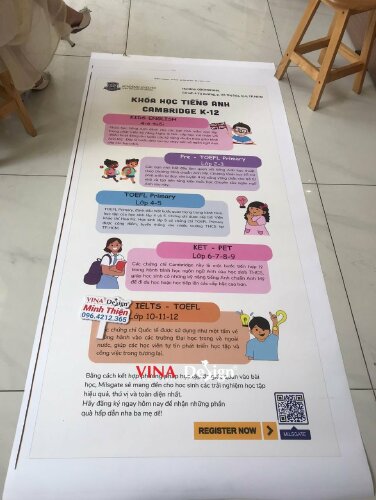 In poster khai giảng khóa học tiếng Anh, in PP cán mờ có keo - VND612