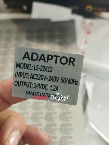 In tem dán thông số sản phẩm Adaptor, in tem mác nhôm xước - VND664