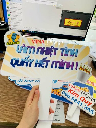 In hashtag cầm tay du lịch công ty,  đoàn đi theo tour check in chuyến đi - VND685