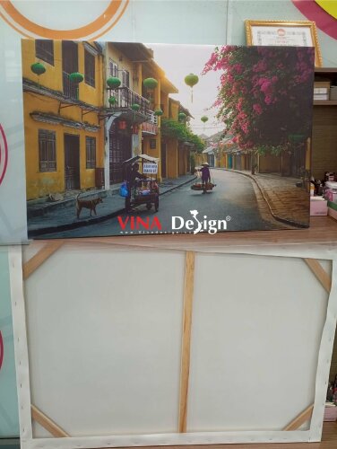 Tranh Canvas Phố Cổ Hội An in mực dầu mờ, đóng khung gỗ tràn viền - VND972