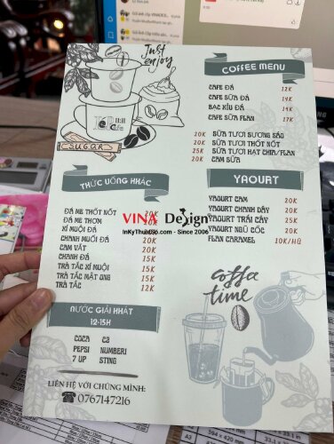 In menu cầm tay quán cafe - VND08