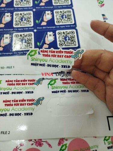 In tem nhãn decal cho trung tâm Nhật ngữ Du học XKLĐ - VND81