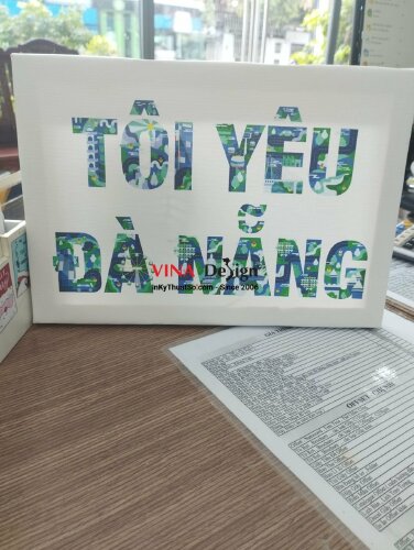 In tranh Canvas đóng khung theo yêu cầu - VND11