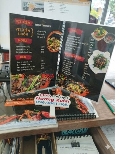 In menu quán nhậu quán bia, menu ép plastic đóng gáy lò xo - VND265