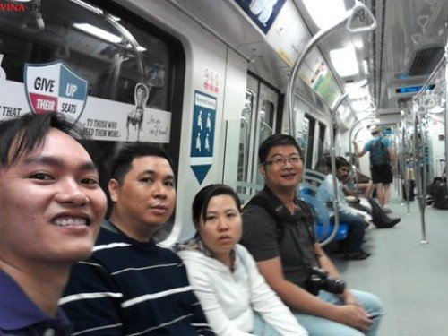 Khám phá tàu điện ngầm Singapore