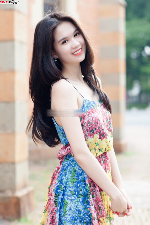 Chân dài Ngọc Trinh