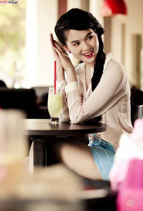 Ngọc Trinh gợi cảm