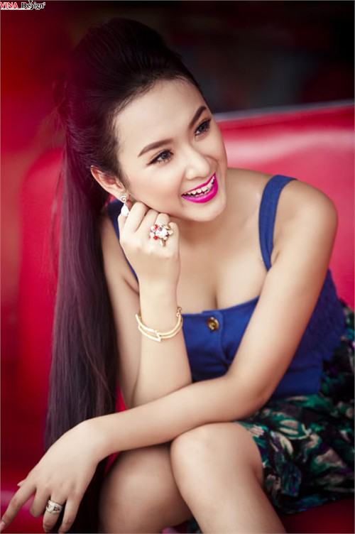 Phuong Trinh post anh