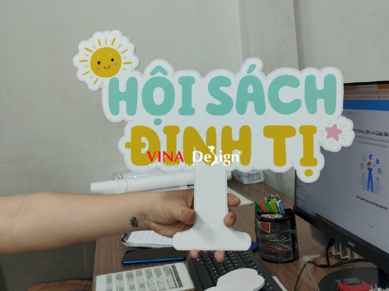 In hashtag cầm tay hội sách - VND65