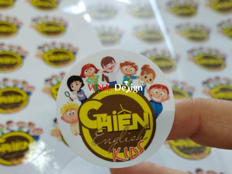 In sticker dán má logo câu lạc bộ tiếng Anh - Ghiền English Kids - VND104