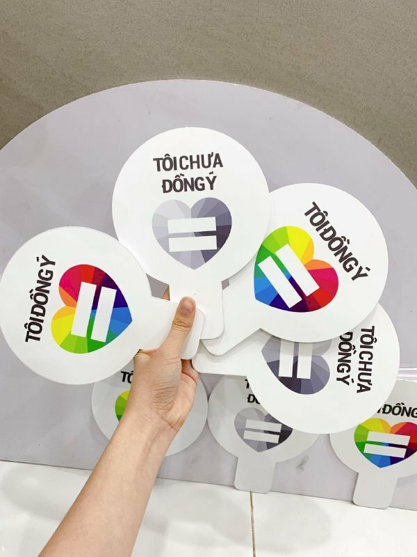 Kích thước hashtag cầm tay cho sự kiện nhỏ