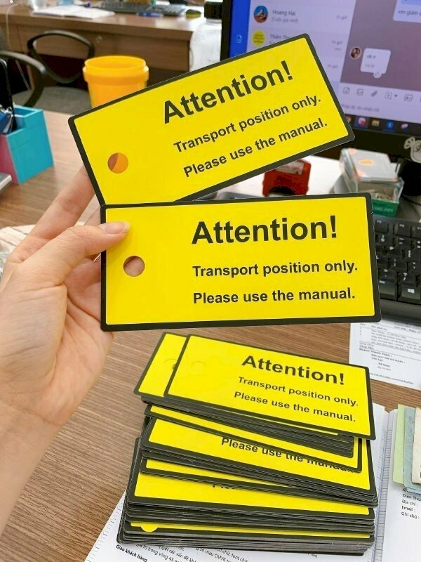 Kích thước in thẻ nhựa làm tag treo