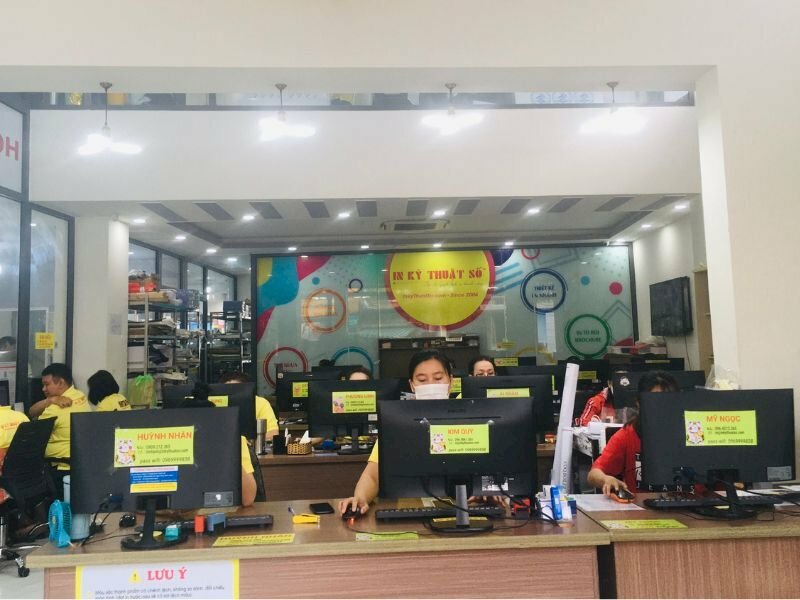 Xưởng in card visit giá rẻ TPHCM - VINADESIGN