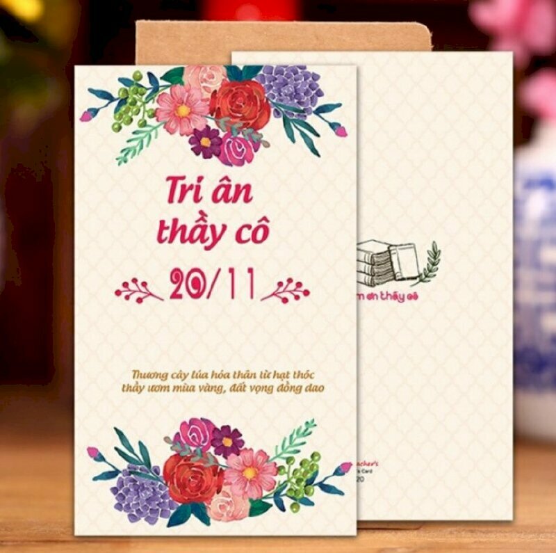 Kích thước thiệp chúc mừng 20/11 gập đôi