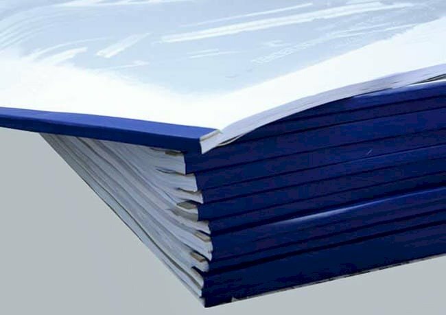 Đóng sách bằng ghim dập và dán băng keo