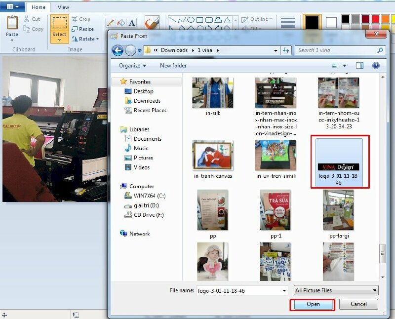 Chọn logo cần chèn vào ảnh