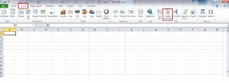 Bước 2: Trên thanh công cụ nhấn chọn Insert > Nhấp vào Header & Footer trong mục Text.