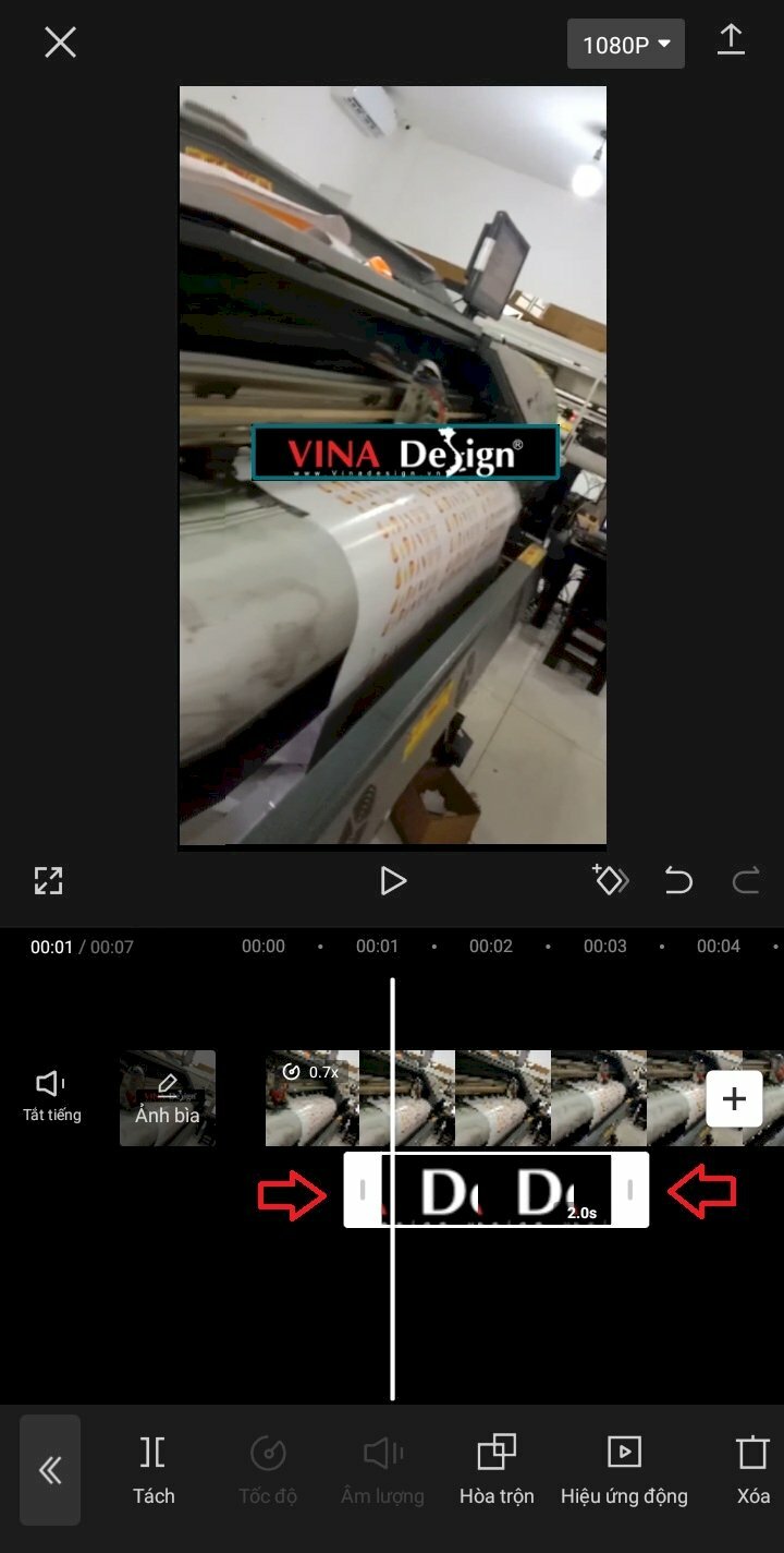 Để điều chỉnh thời gian hiển thị logo trong video bạn hãy nhấn vào lớp logo trên timeline lúc này chỉ cần kéo sang phía bên phải hoặc trái đến thời điểm bạn muốn nó xuất hiện trong video.