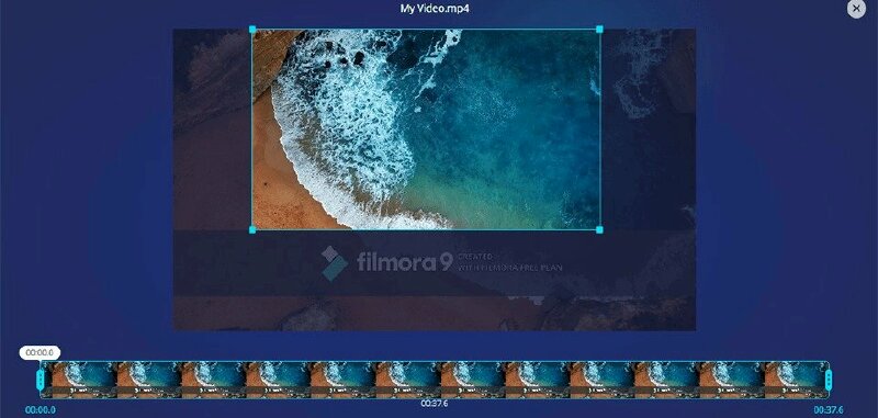 Bước 3: Trong dòng thời gian của Filmora, nhấp vào cắt và Thu phóng, bạn có thể thực hiện thu phóng video theo cách thủ công hoặc tự động.