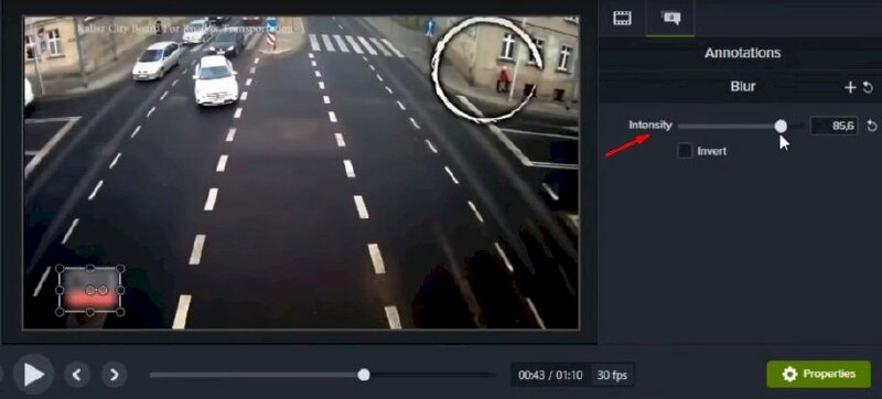 Bước 5: Điều chỉnh độ trong suốt của hiệu ứng bằng cách bấm vào hiệu ứng và kéo thanh điều chỉnh qua phải hoặc trái thanh Intensity ở bên phải màn hình.