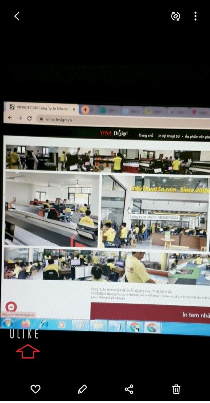 Bước 1:  Truy cập album ảnh mở ảnh có logo Ulike trên ảnh cần xóa > Bấm vào biểu tượng chỉnh sửa