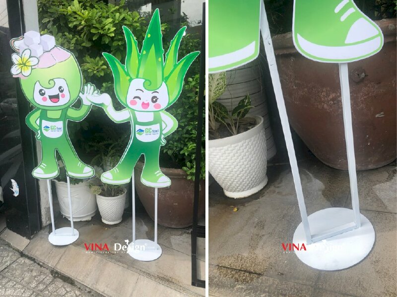 In standee Mascot mô hình linh vật công ty trưng bày gian hàng hội chợ triển lãm - VND395