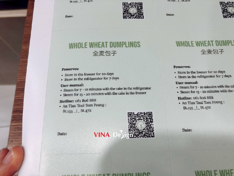 In tem bánh bao nguyên cám song ngữ Anh - Trung, có mã QR code, in decal nhựa sữa - VND351