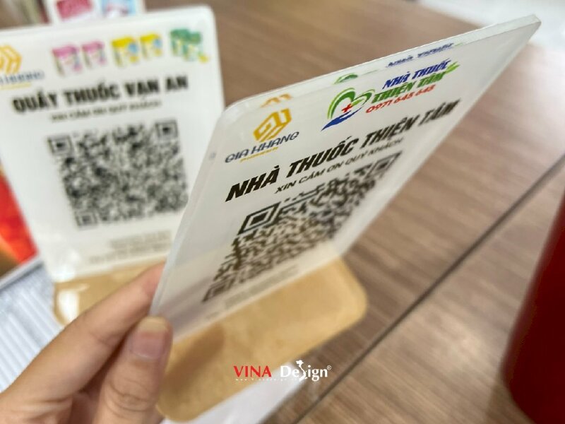 Làm đế Mica quét mã QRcode thanh toán, standee mica để quầy thuốc - VND390