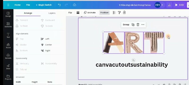 Bước 2: Tại đây chúng ta sẽ có một bộ sưu tập các chữ cái. Và bây giờ bạn có thể dễ dàng tạo các từ mà mình muốn bằng cách bấm vào chọn các chữ cái. Và thực hiện thay đổi kích thước cho chữ cái nếu muốn.