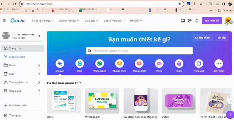 Bước 1: Để tạo hiệu ứng kính mờ trong Canva đầu tiên hãy Truy cập vào canva.com và đăng nhập vào tài khoản Canva của bạn.