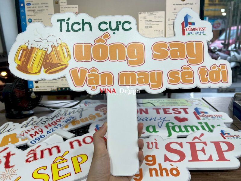 Hashtag cầm tay Tích cực uống say Vận may sẽ tới - MSN269