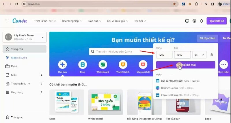 Đầu tiên bạn hãy Truy cập vào canva.com và đăng nhập vào tài khoản Canva của bạn. Sau đó hãy bấm vào Cỡ tùy chỉnh, nhập kích thước (1200x1800px) vào và bấm Tạo thiết kế mới. Canva sẽ mở trình chỉnh sửa để bạn bắt đầu thiết kế.