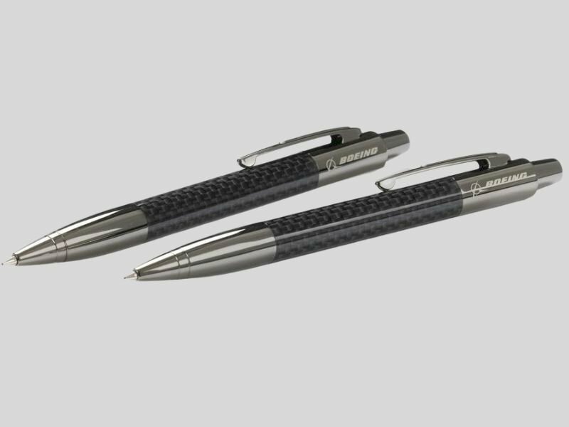 Bút bi sợi carbon