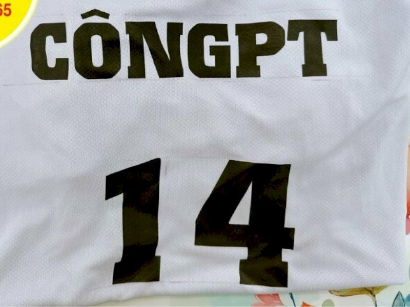 Lợi ích của việc in áo thể thao theo yêu cầu