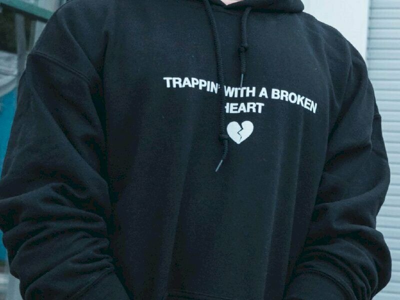 Lợi ích khi in áo hoodie theo yêu cầu