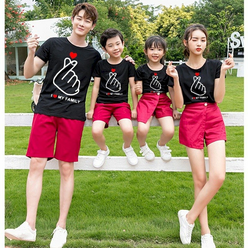 In hình lên áo đồng phục gia đình
