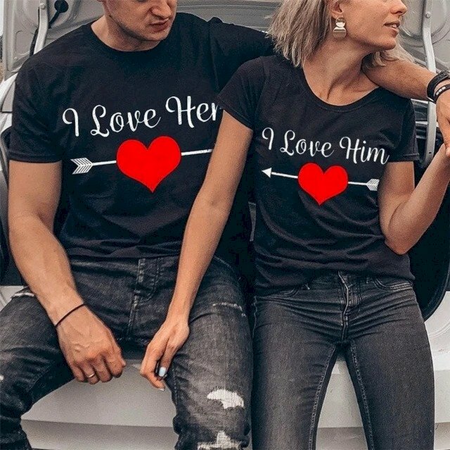 In hình lên áo cho cặp đôi
