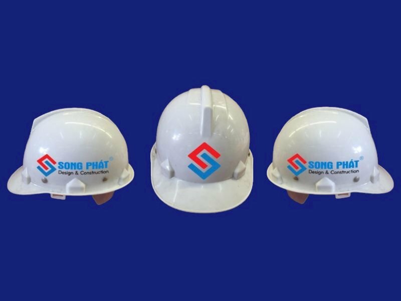In logo lên nón bảo hộ