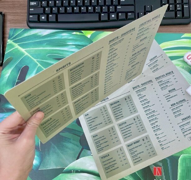 In menu nhựa một tờ