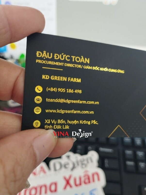 In name card ép kim nhũ vàng, name card giám đốc khối cung ứng - VND548