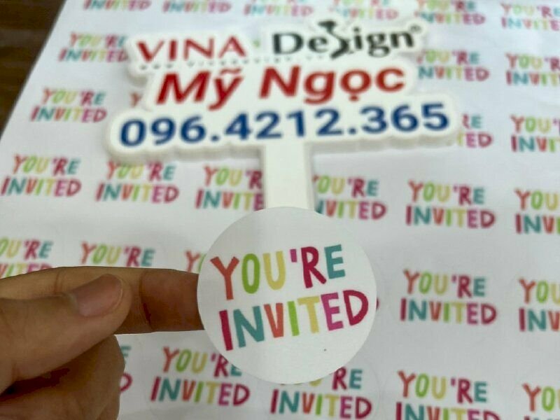 Ưu điểm khi in sticker dán ly trang trí