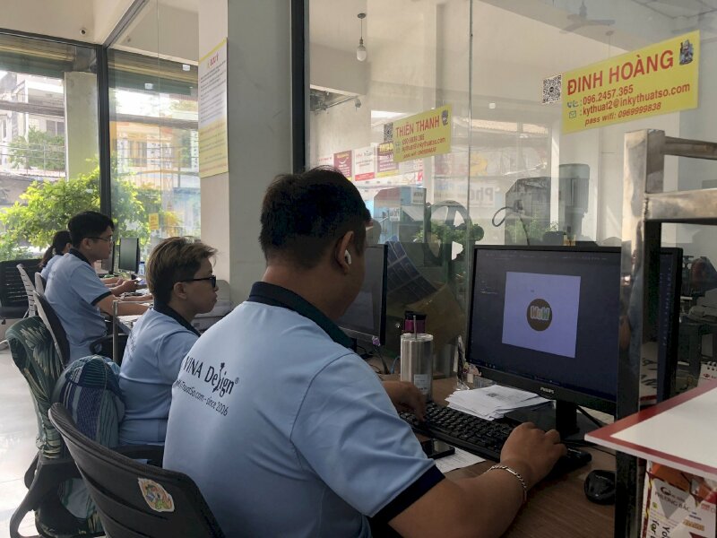 Địa chỉ in sticker dán ly theo yêu cầu giá rẻ tại TPHCM