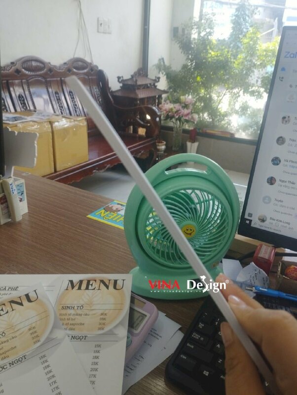 Dịch vụ in menu bảng cầm tay đẹp cho quán cafe, menu bồi formex - VND610